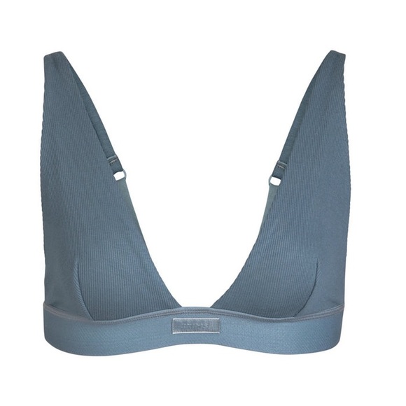 SKIMS‎ COTTON PLUNGE BRALETTE - Picture 6 of 12